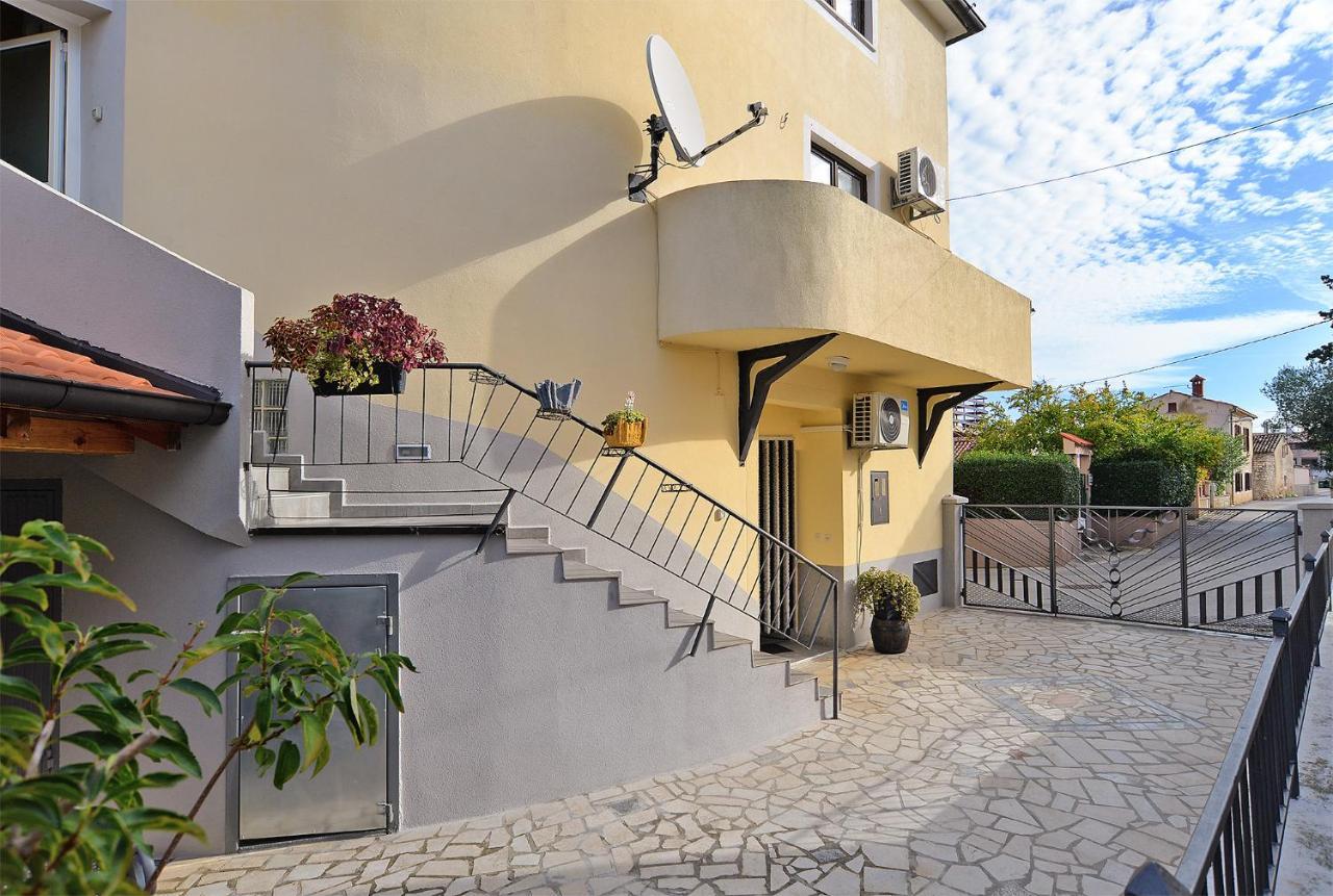 Apartments Jadranka 1279 ポメル エクステリア 写真